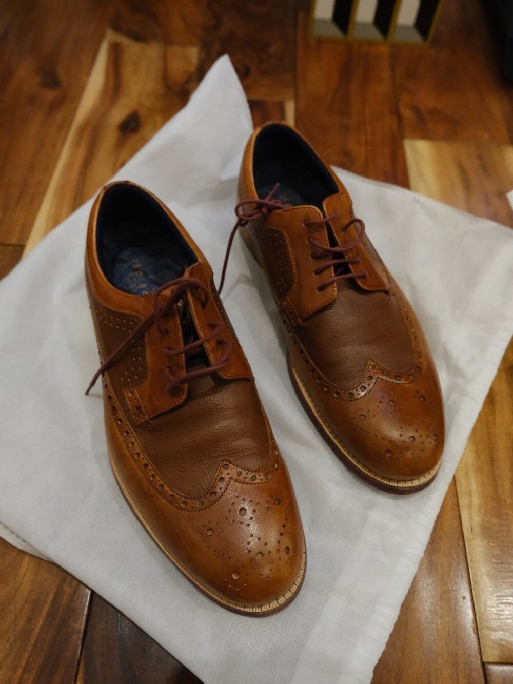 Ted Baker Men's Brown Leather Wingtip Oxfords 11.5